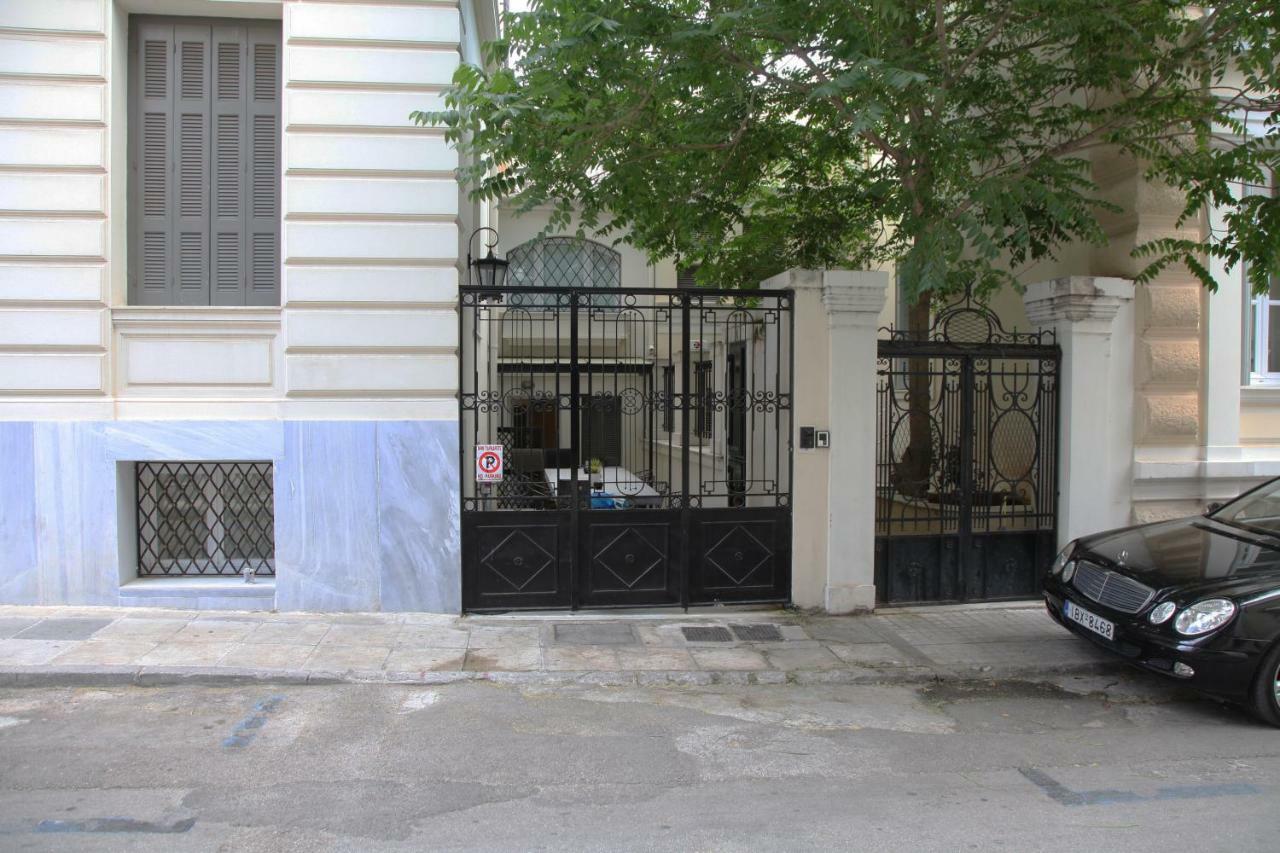 Stylish Studio Below The Acropolis Atene Esterno foto