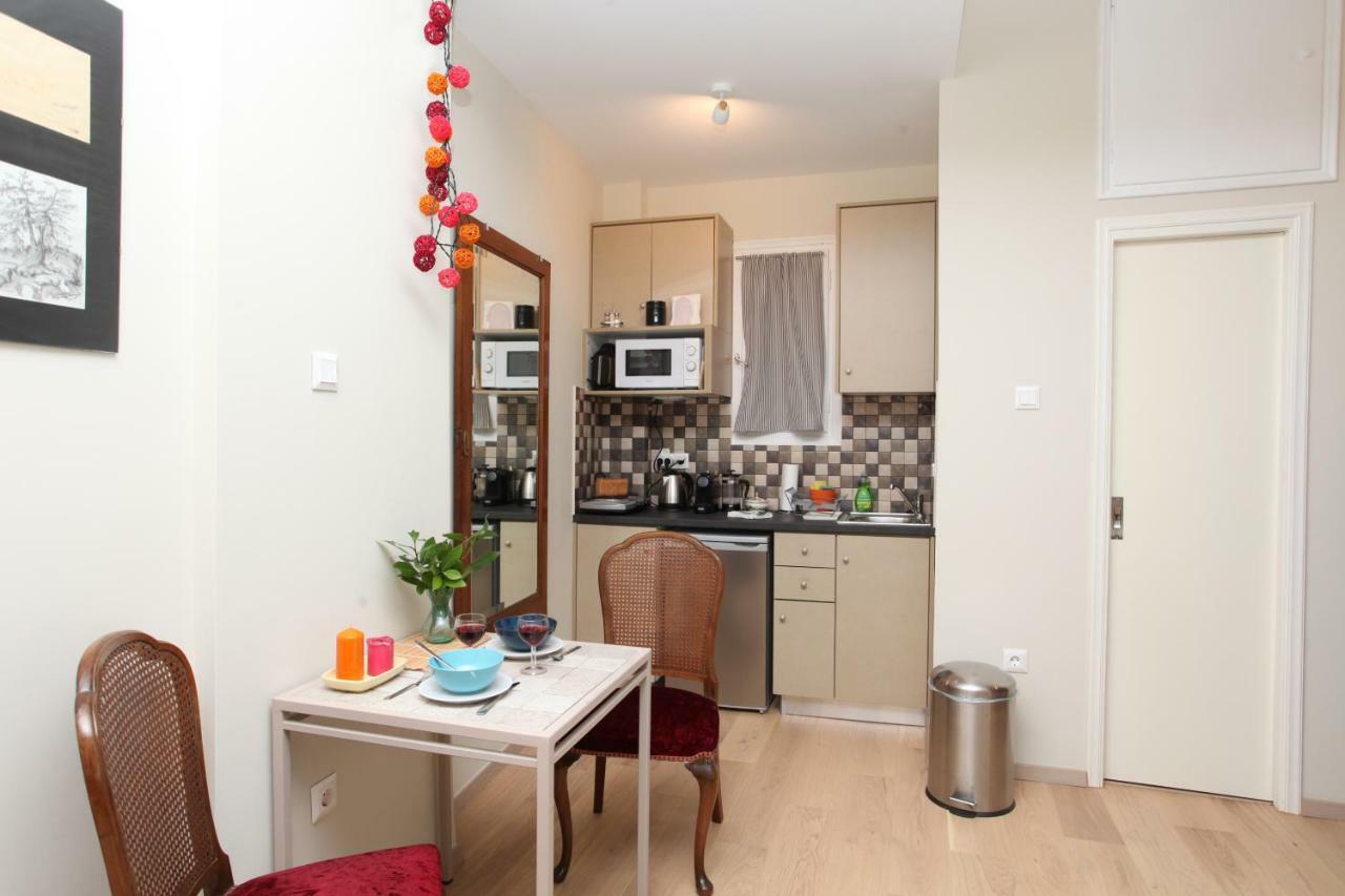 Stylish Studio Below The Acropolis Atene Esterno foto